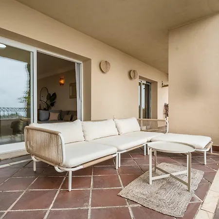 Sea & Sun Hills Views Pool Jacuzzi Daire *