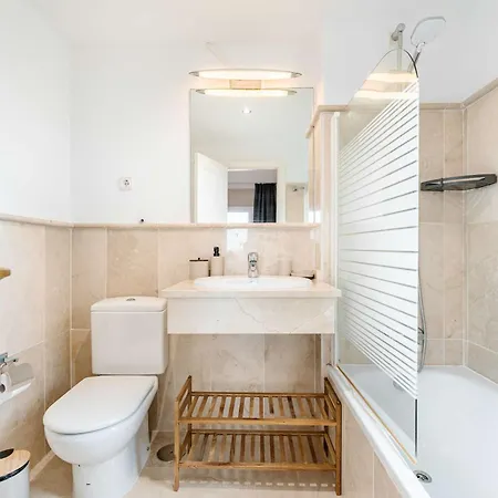Sea & Sun Hills Views Pool Jacuzzi Appartamento *