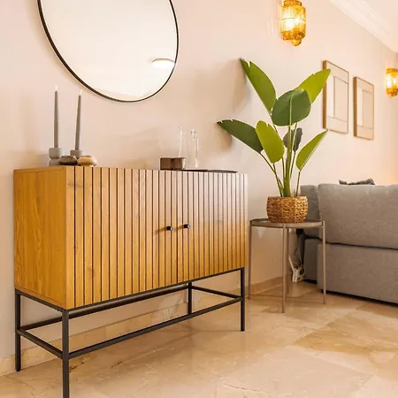 Sea & Sun Hills Views Pool Jacuzzi 公寓