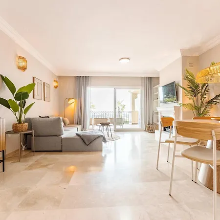 Sea & Sun Hills Views Pool Jacuzzi 公寓